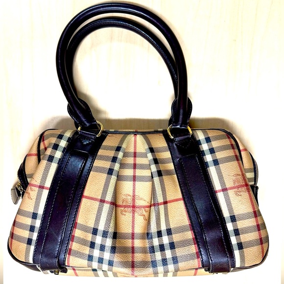 WOW - Authentic Burberry Satchel = GREAT FOR DATE NIGHT OR GIRL NIGHT OUT! WOW!! - Picture 2 of 14